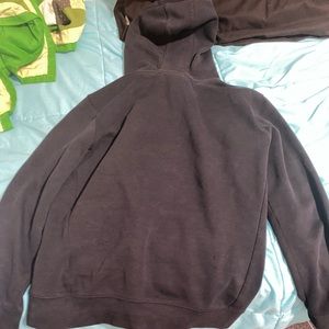 It’s a size small and it’s a Nike tech